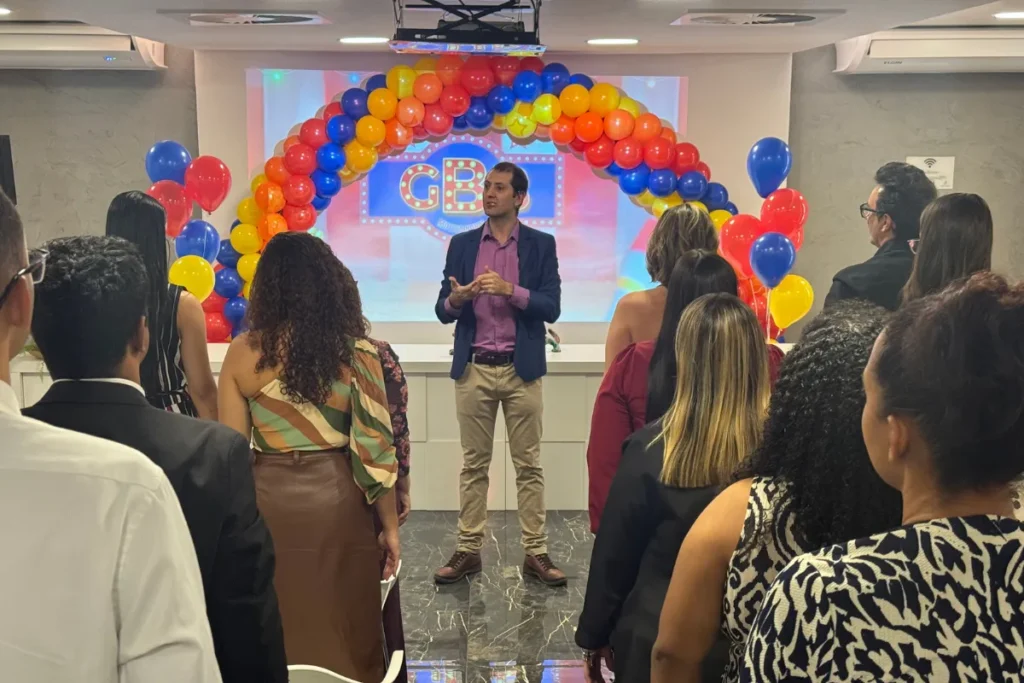 Palestrante em evento corporativo