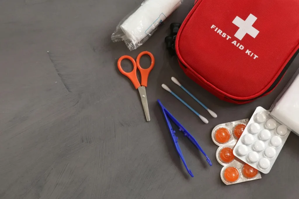 Kit primeiros socorros