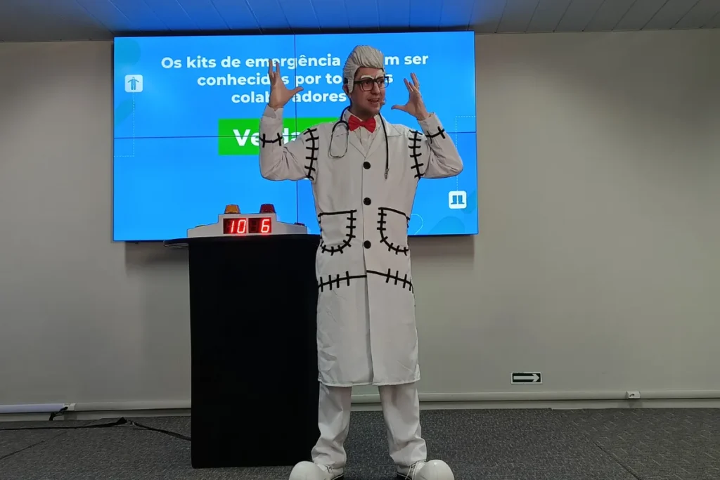 Palestrante em evento corporativo